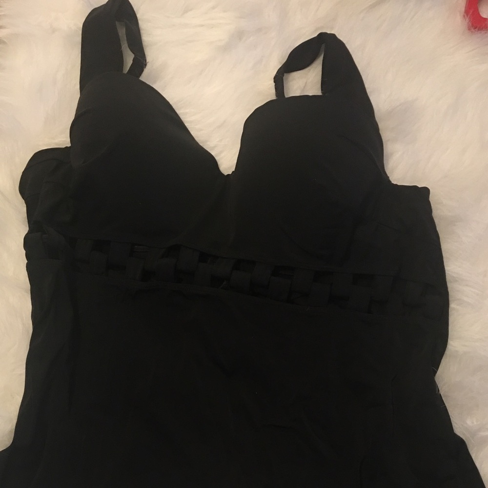 Cut Out Tankini Top